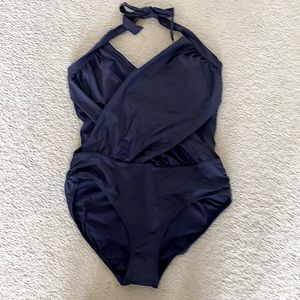 Athleta Bra Cup Quickdri one piece swimsuit